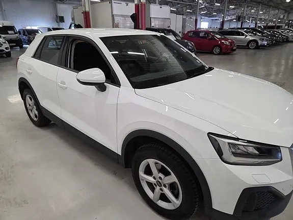 Audi Q2 2023 photo 3
