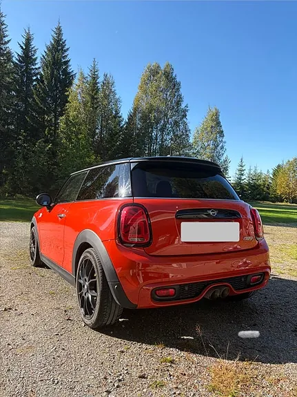 Mini Cooper S 2019 photo 2