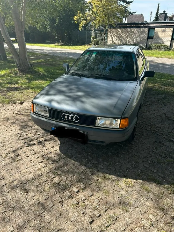 Audi 80