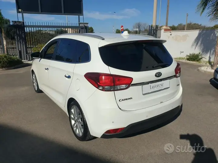 Kia Carens 2016 photo 5