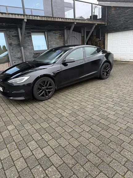 Tesla Model S 2022 photo 2