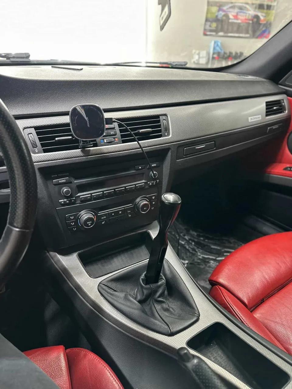 BMW 335I 2011 photo 3