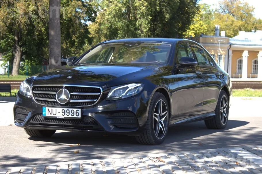 Mercedes-Benz E220D