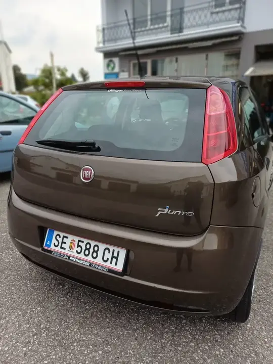 Fiat Punto Evo 2009 photo 2