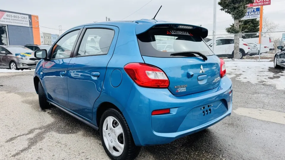 Mitsubishi Mirage 2018 photo 5
