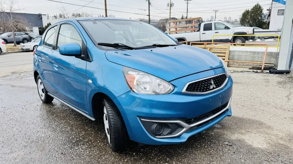 Mitsubishi Mirage 2018 photo 3