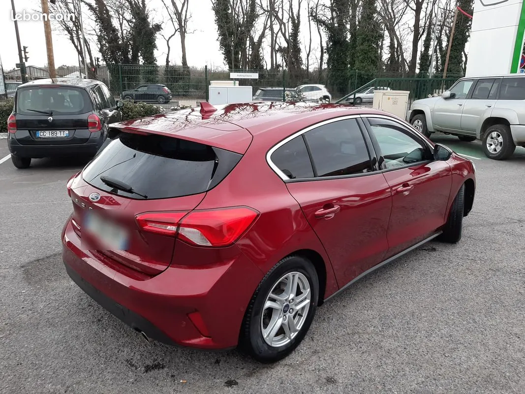 Ford Focus 2019 photo 2