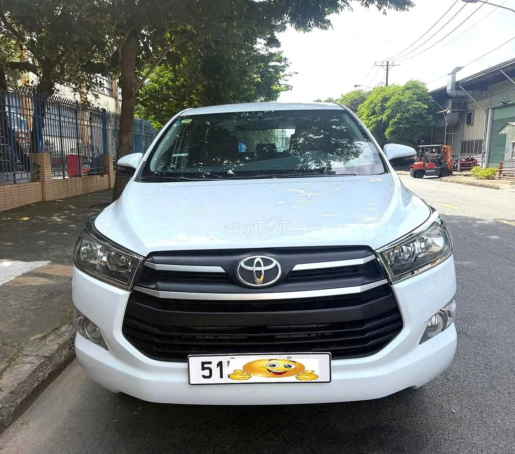 Toyota Innova 2019 photo 2