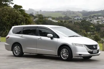 Honda Odyssey 2010 photo 3