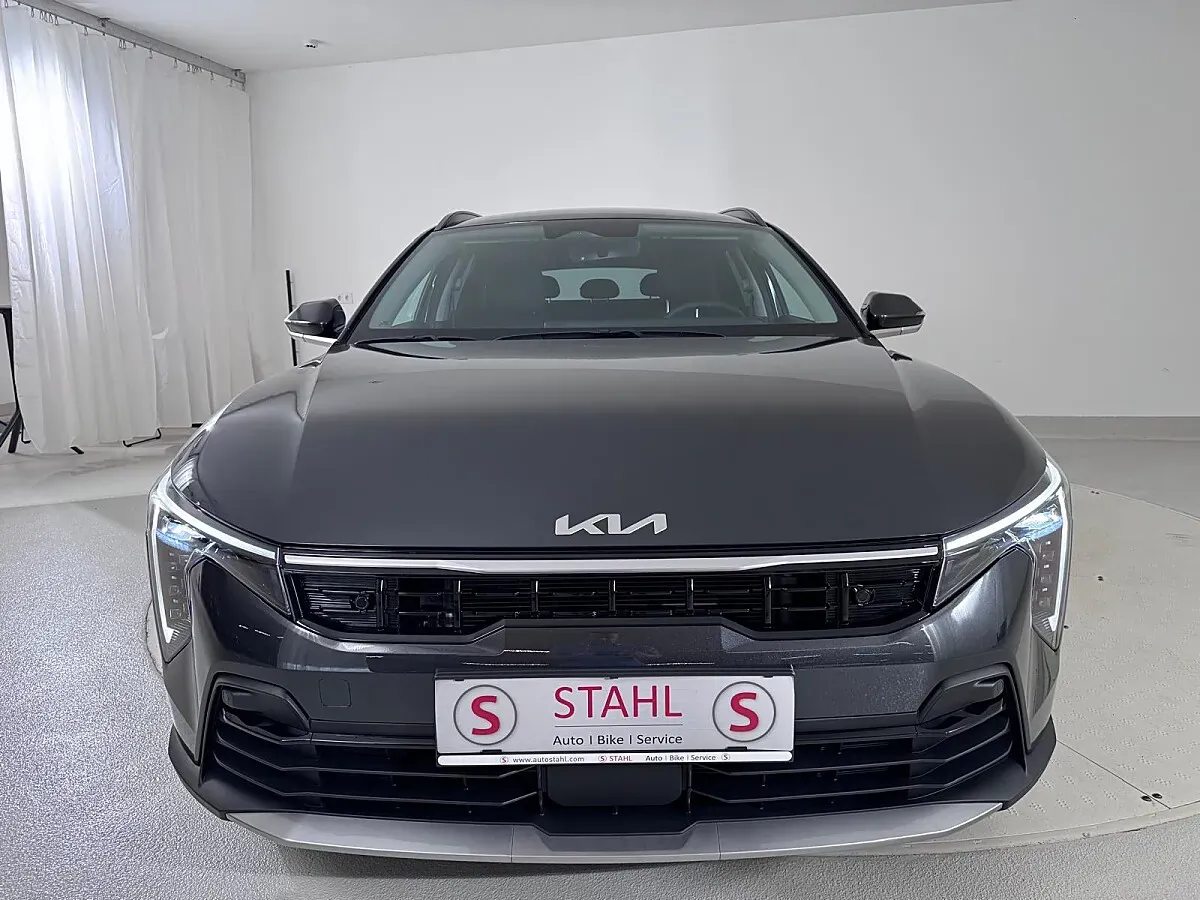 Kia K4 2026 photo 2