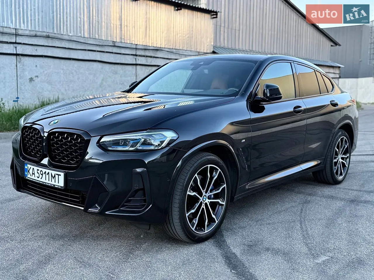 BMW X4 2022 photo 2