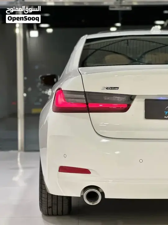 BMW 3 Series 2024 photo 4