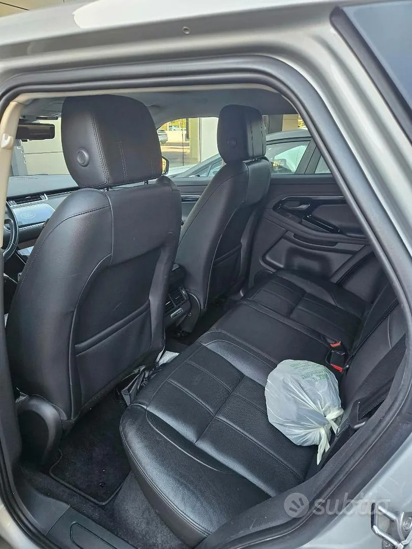 Land Rover Evoque 2019 photo 5