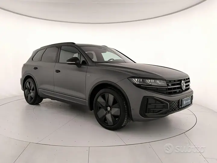 Volkswagen Touareg 2024 photo 4