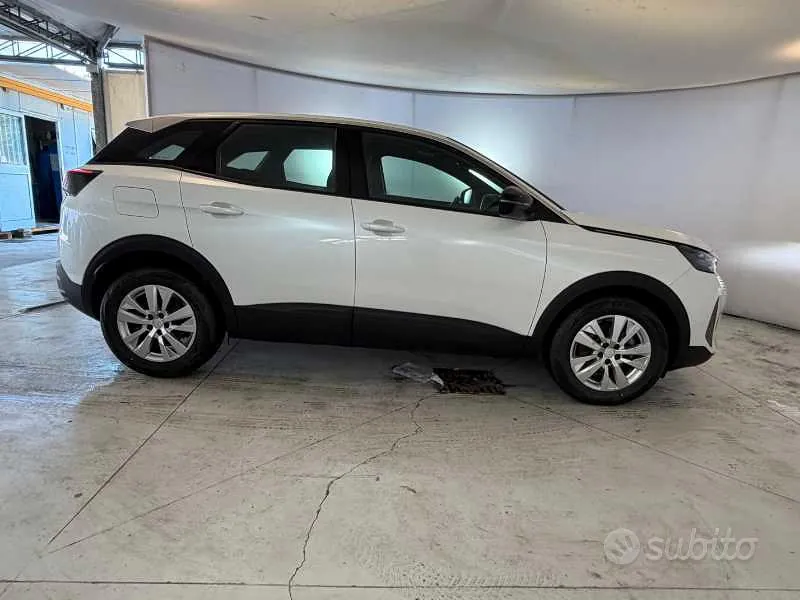 Peugeot 3008 2023 photo 4