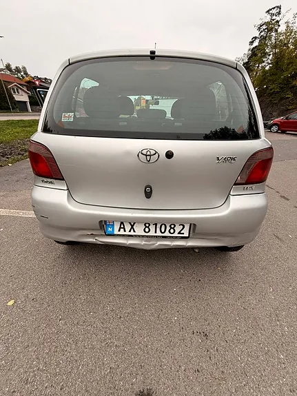 Toyota Yaris 2002 photo 4