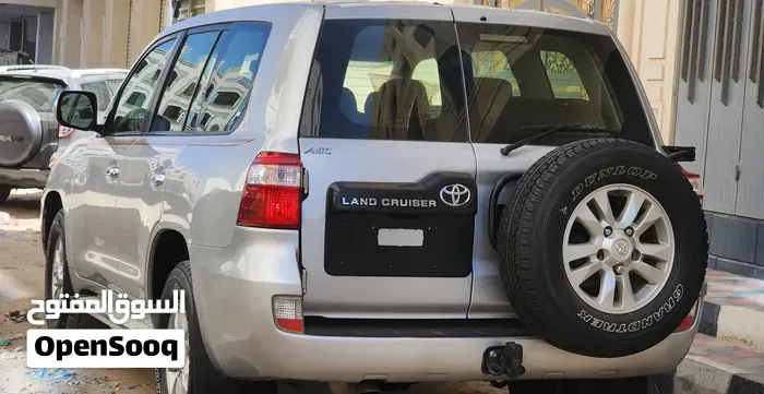 Toyota Land Cruiser 2015 photo 2