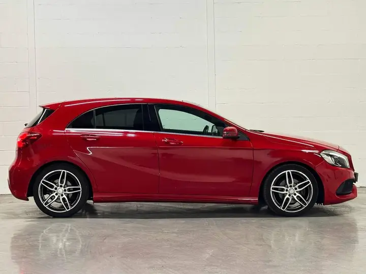 Mercedes-Benz A-Class 2016 photo 2