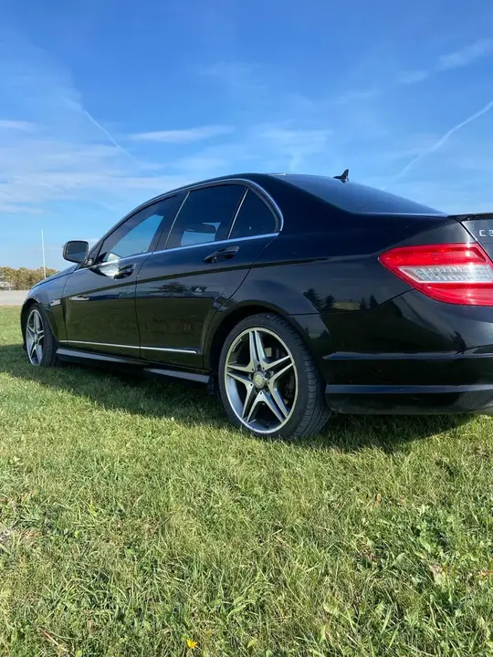 Mercedes-Benz C-Class 2009 photo 3