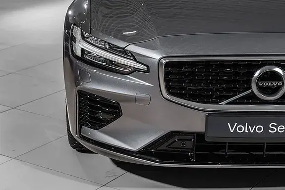Volvo S60 2020 photo 2