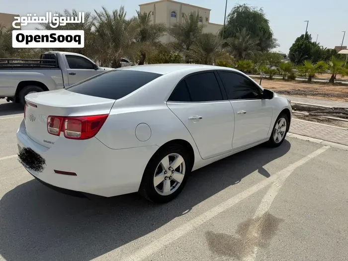 Chevrolet Malibu 2015 photo 2