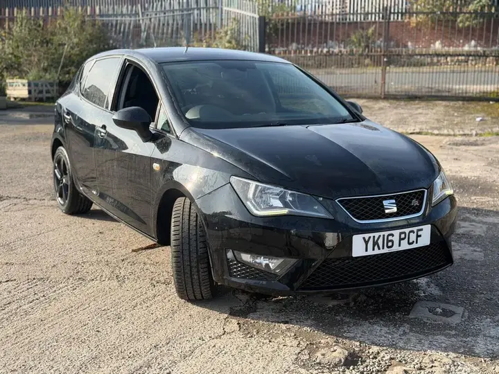 Seat Ibiza 2016 photo 3