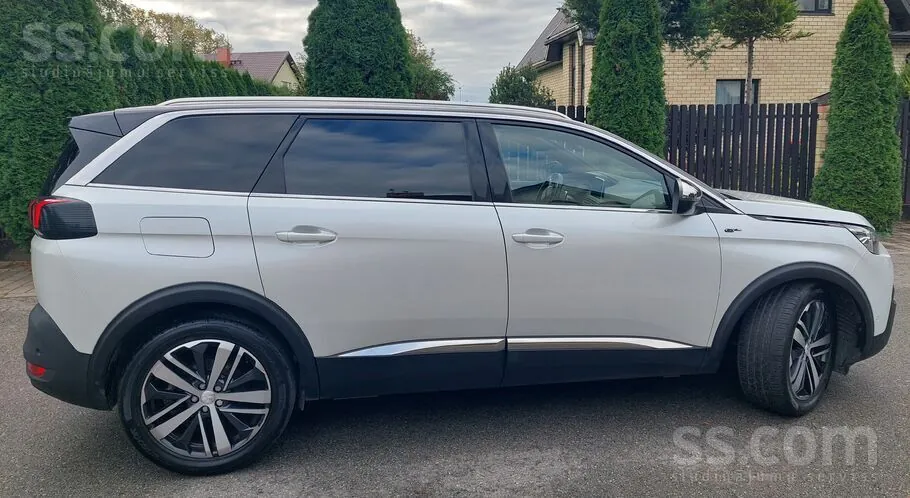 Peugeot 5008 2018 photo 5