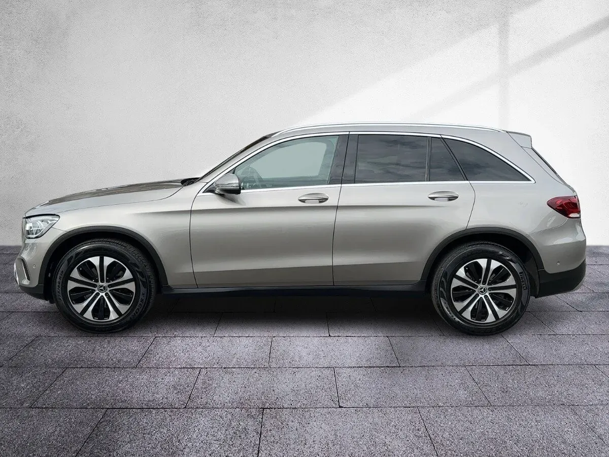 Mercedes-Benz Glc-Class 2021 photo 3