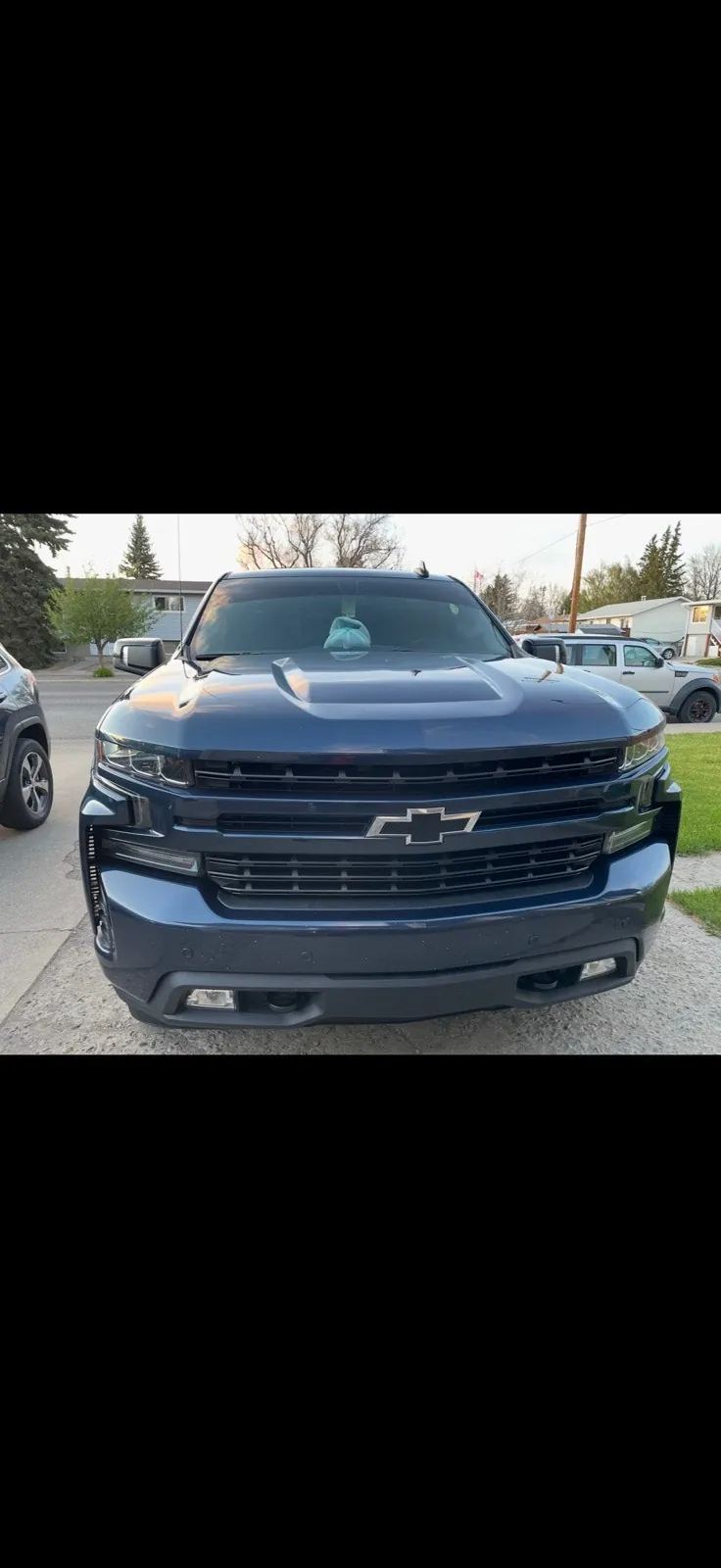 Chevrolet Silverado 1500 2021 photo 3