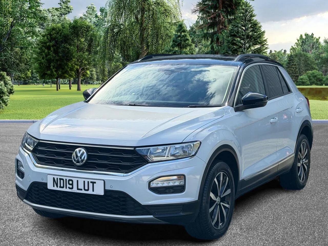 Volkswagen T-Roc 2019 photo 2