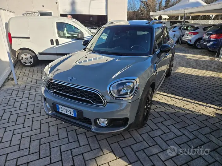 Mini Countryman 2018 photo 2