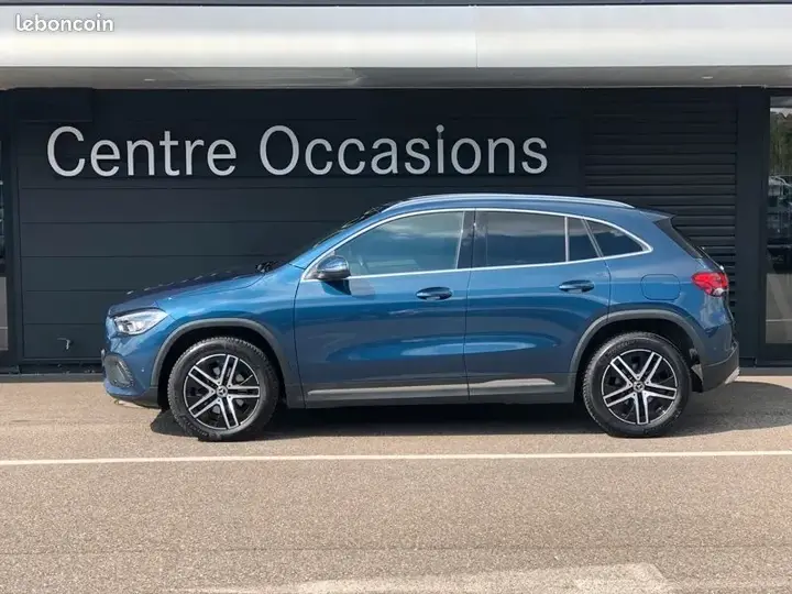 Mercedes-Benz Gla 2023 photo 2