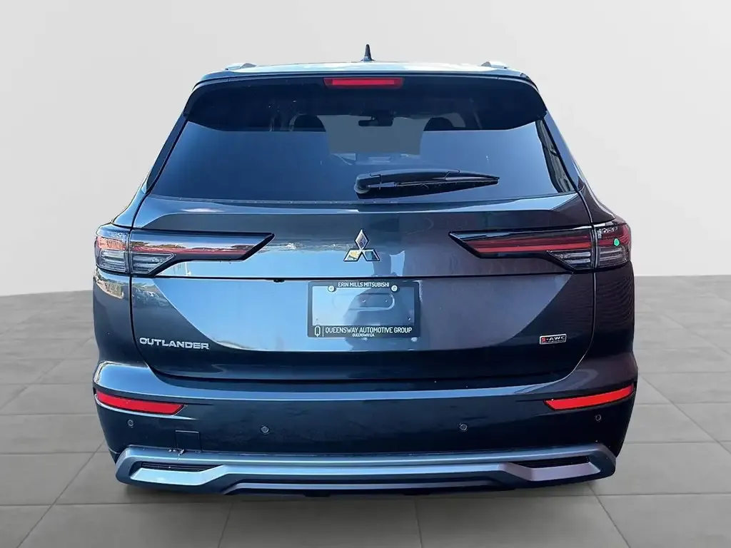 Mitsubishi Outlander 2026 photo 3