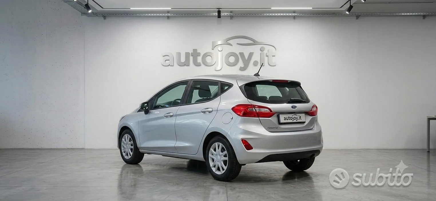 Ford Fiesta 2021 photo 2