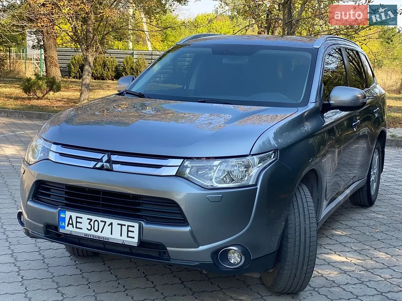 Mitsubishi Outlander 2014 photo 3