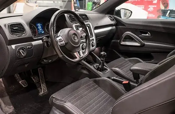 Volkswagen Scirocco 2010 photo 4