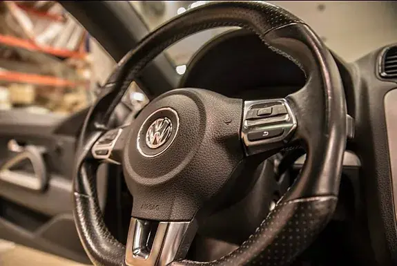 Volkswagen Scirocco 2010 photo 3