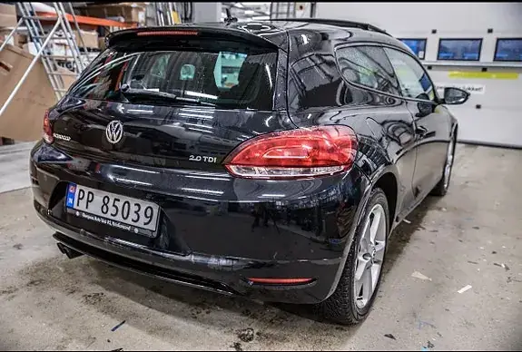 Volkswagen Scirocco 2010 photo 2
