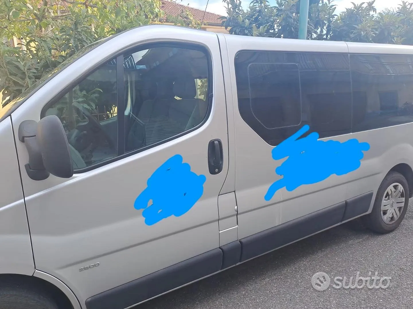 Opel Vivaro 2009 photo 2