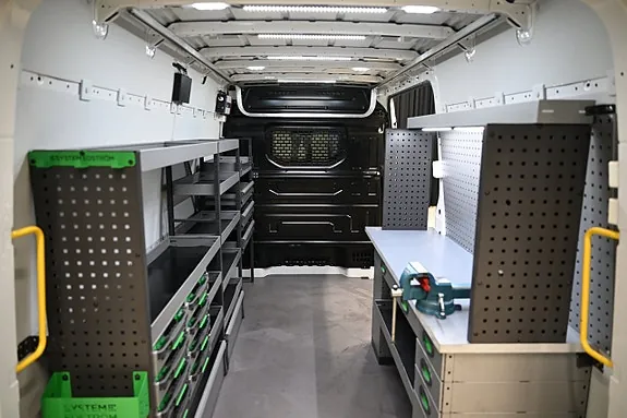 Volkswagen Crafter 2023 photo 3