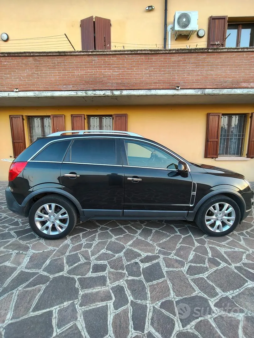 Opel Antara 2012 photo 2