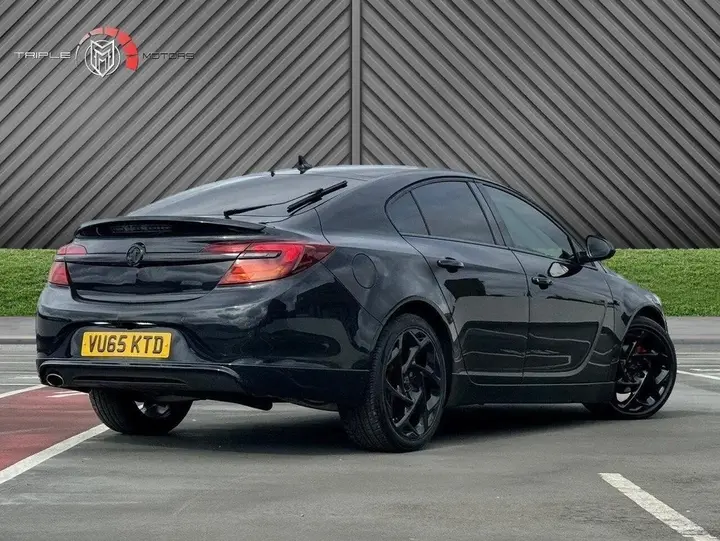 Vauxhall Insignia 2015 photo 4