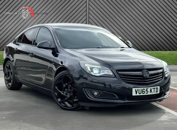 Vauxhall Insignia 2015 photo 2