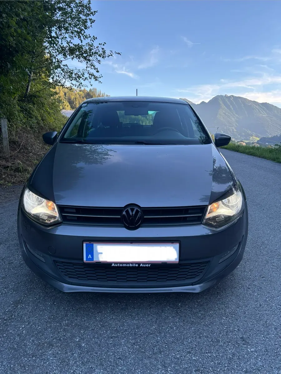 Volkswagen Polo 2010 photo 2