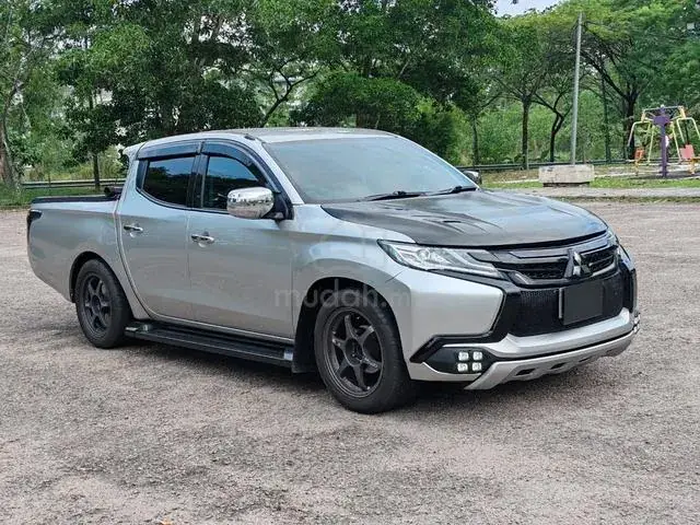 Mitsubishi Triton