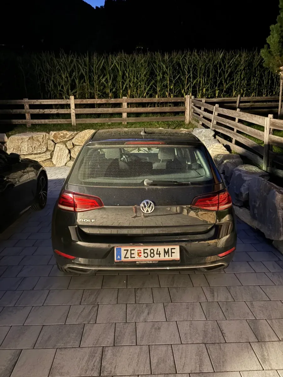 Volkswagen Golf 2018 photo 2