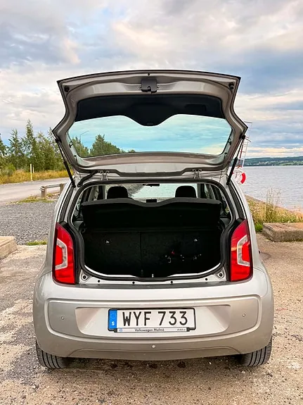Volkswagen Up 2016 photo 3