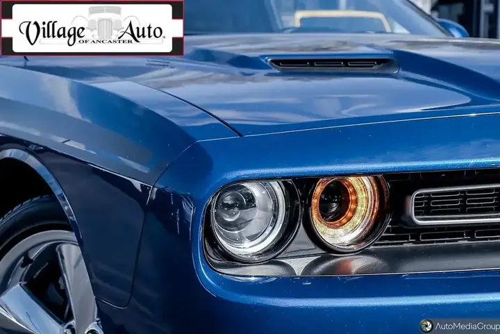 Dodge Challenger 2018 photo 2