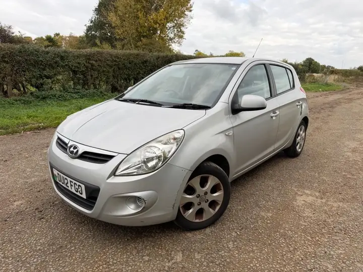 Hyundai I20