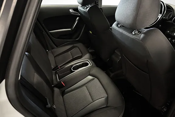 Audi A1 2012 photo 2